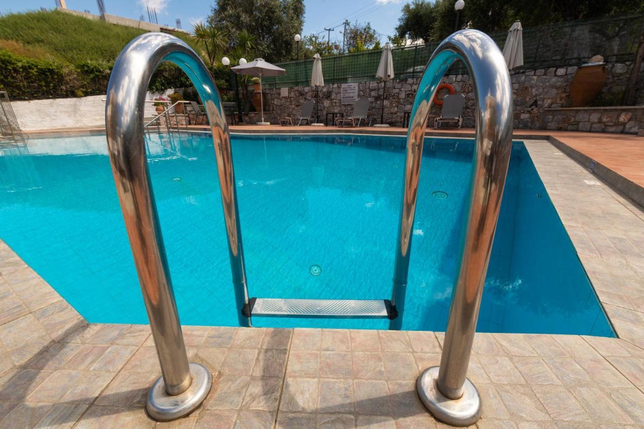 Aphrodite Apartments カリヴェス エクステリア 写真