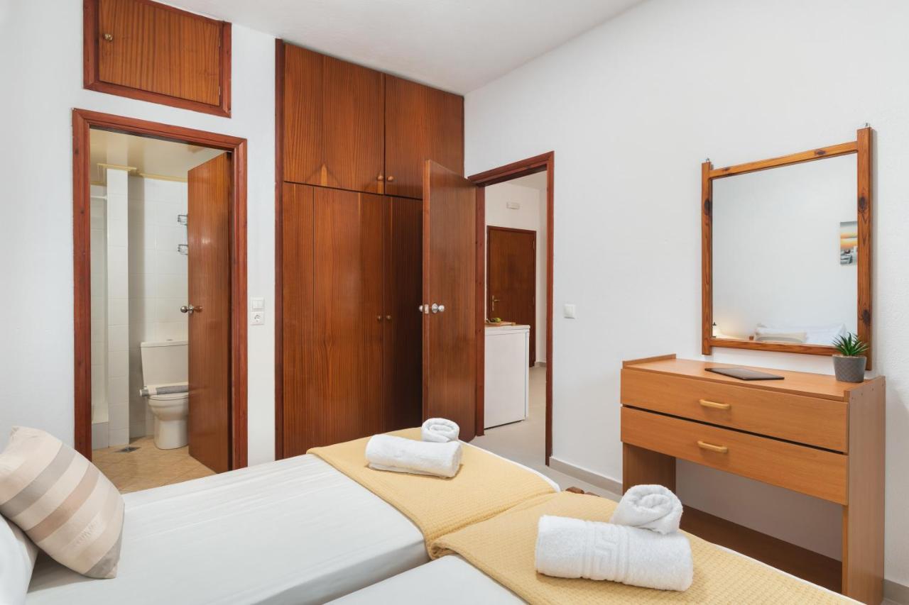 Aphrodite Apartments カリヴェス エクステリア 写真