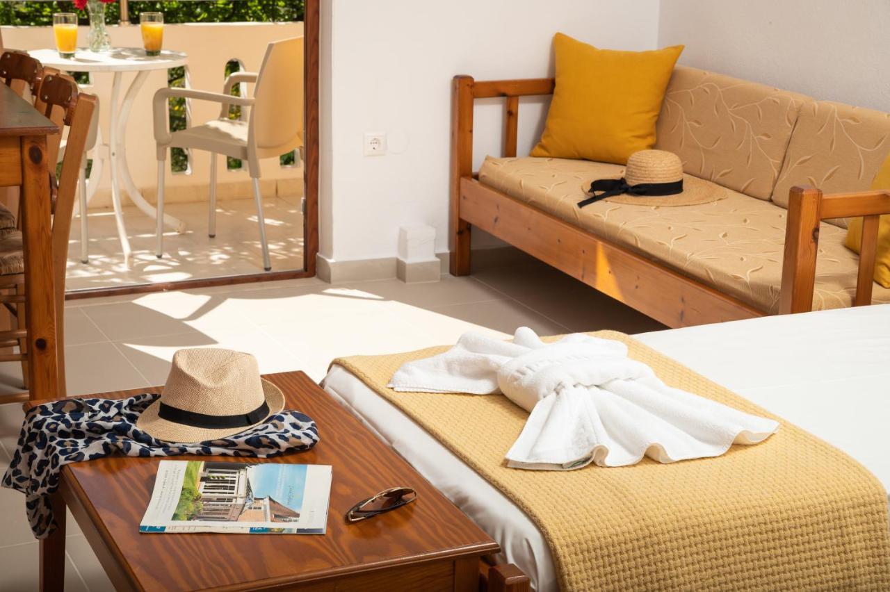 Aphrodite Apartments カリヴェス エクステリア 写真