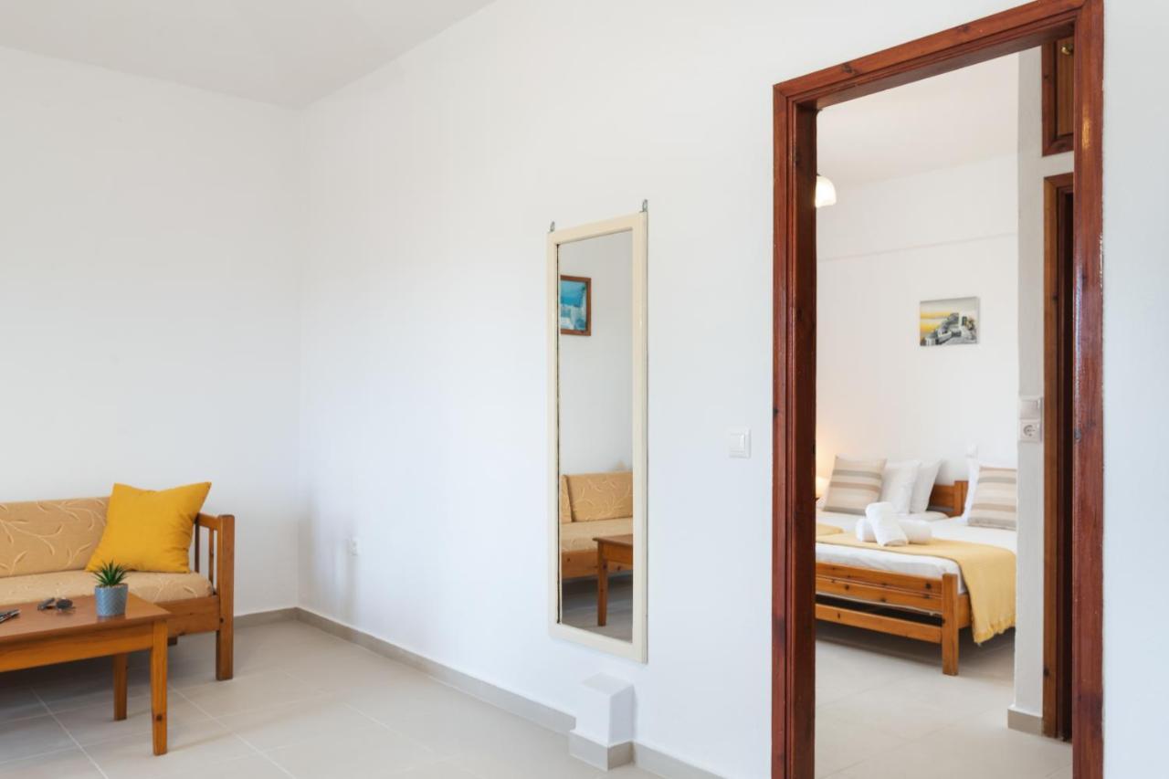 Aphrodite Apartments カリヴェス エクステリア 写真