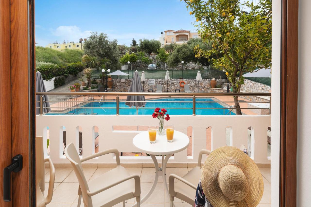Aphrodite Apartments カリヴェス エクステリア 写真