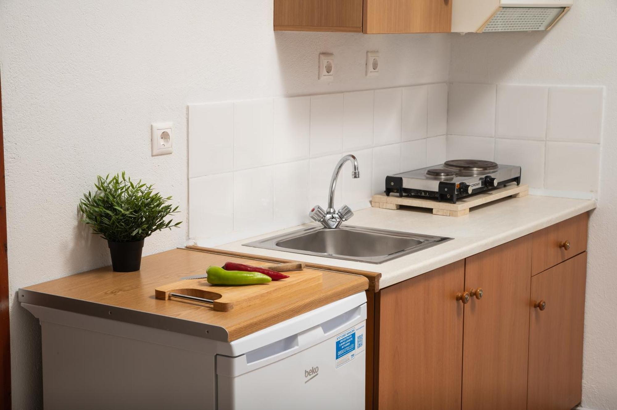 Aphrodite Apartments カリヴェス 部屋 写真