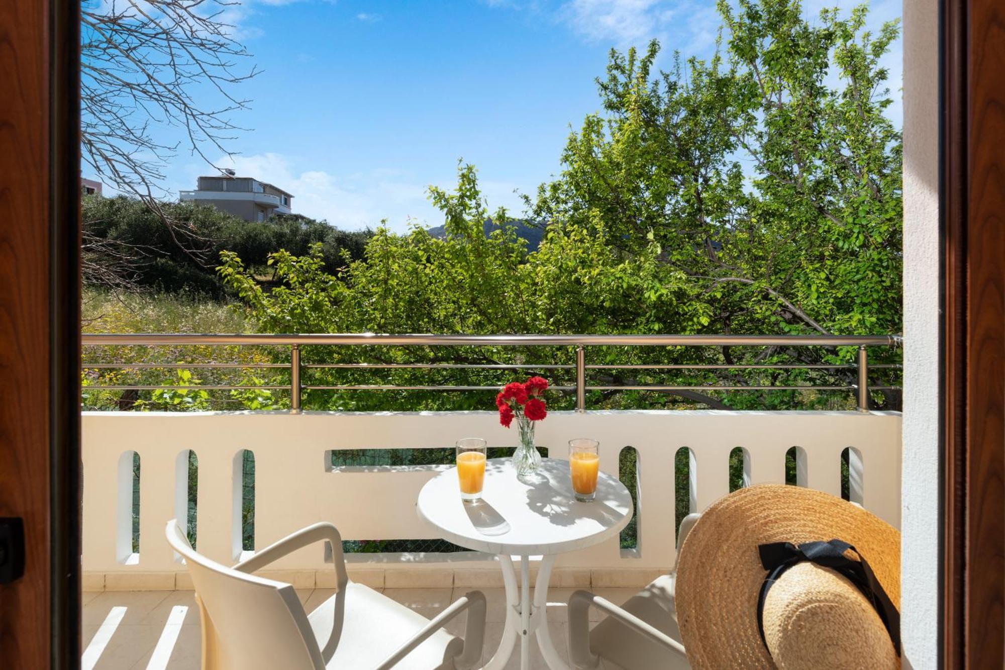 Aphrodite Apartments カリヴェス エクステリア 写真
